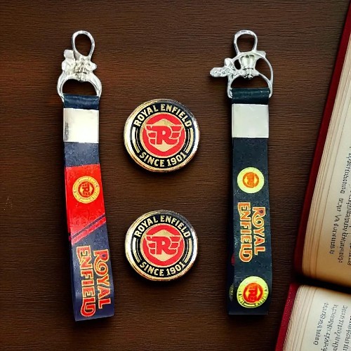 CLOTH KEY CHAIN WITH KEY LOGO COMBO